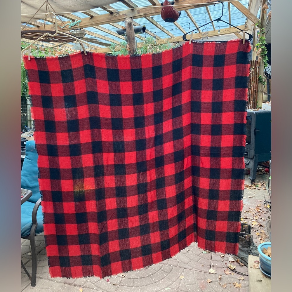 Women’s scarf or shaw
